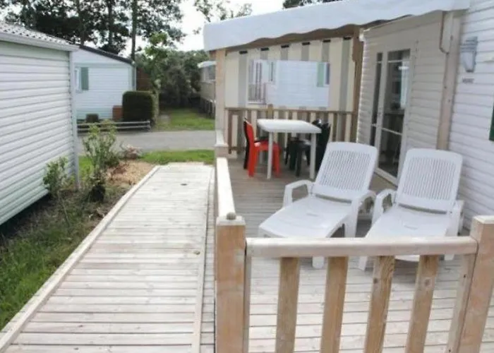Camping Mobil-home Pmr Avec Terrasse à Brétignolles-sur-mer - Api-1-52-327 *