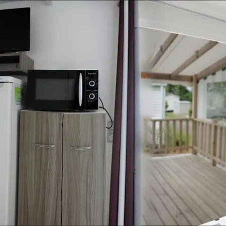 Mobil-home Pmr Avec Terrasse A - Api-1-52-327 *