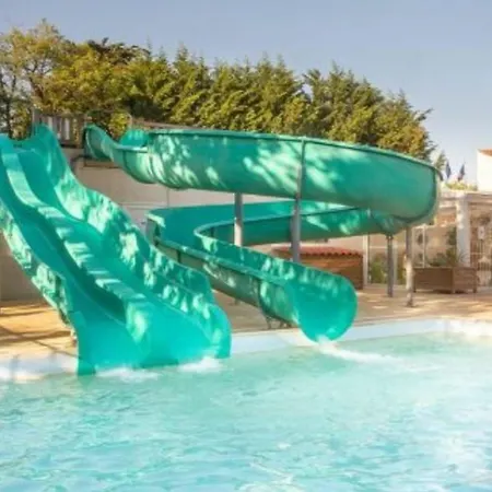 Camping Mobil-home Pmr Avec Terrasse A - Api-1-52-327 *