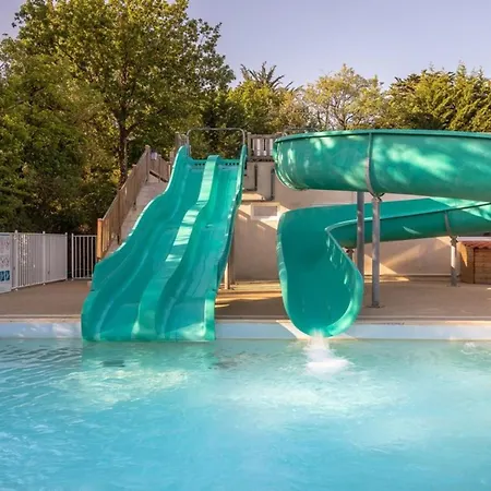 Mobil-home Pmr Avec Terrasse A - Api-1-52-327